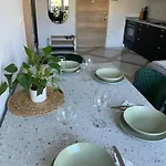 Apartma Elegant, Peacefull