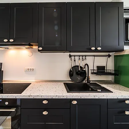 Apartma With Private Indoor Parking