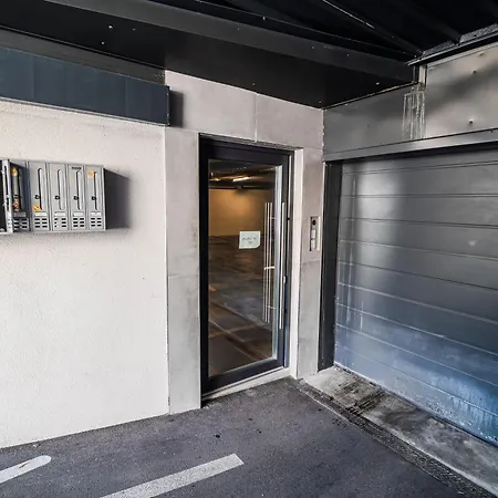 Apartma With Private Indoor Parking Ljubljana
